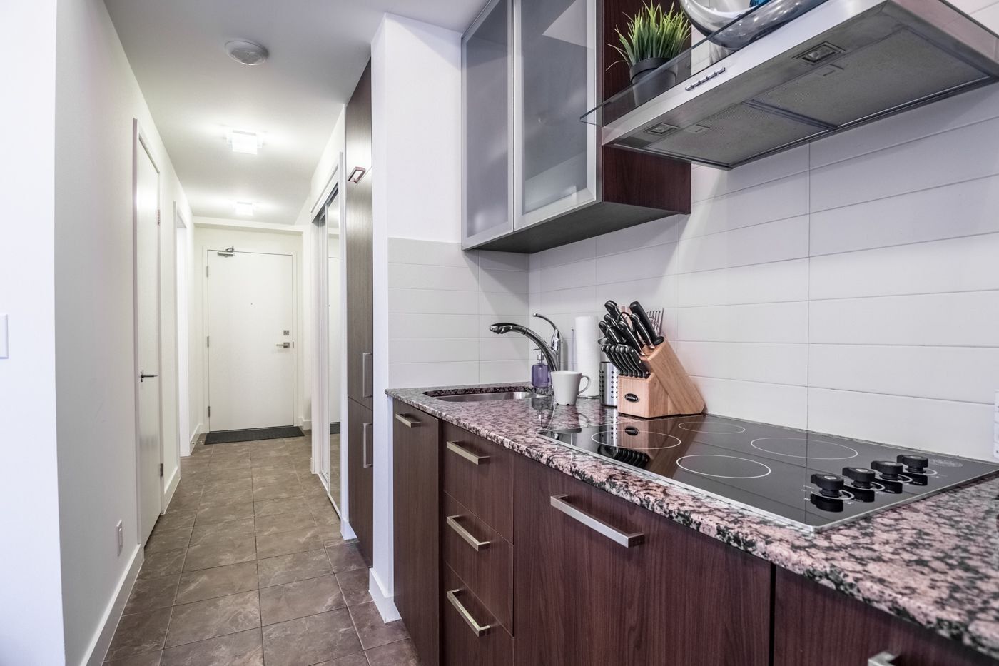 Aoc Suites - Two Bedroom Condo - City/Cn Tower View 토론토 외부 사진