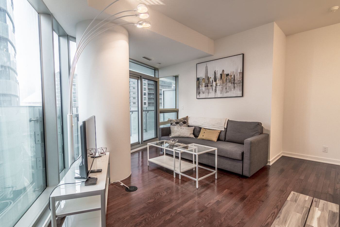 Aoc Suites - Two Bedroom Condo - City/Cn Tower View 토론토 외부 사진